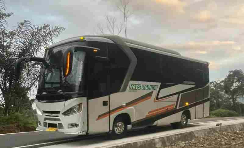 Sewa Bus Wisata