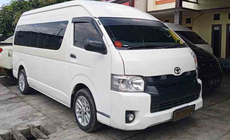 Armada Toyota Hiace Executive RPM Travel untuk rute Palembang–Bengkulu